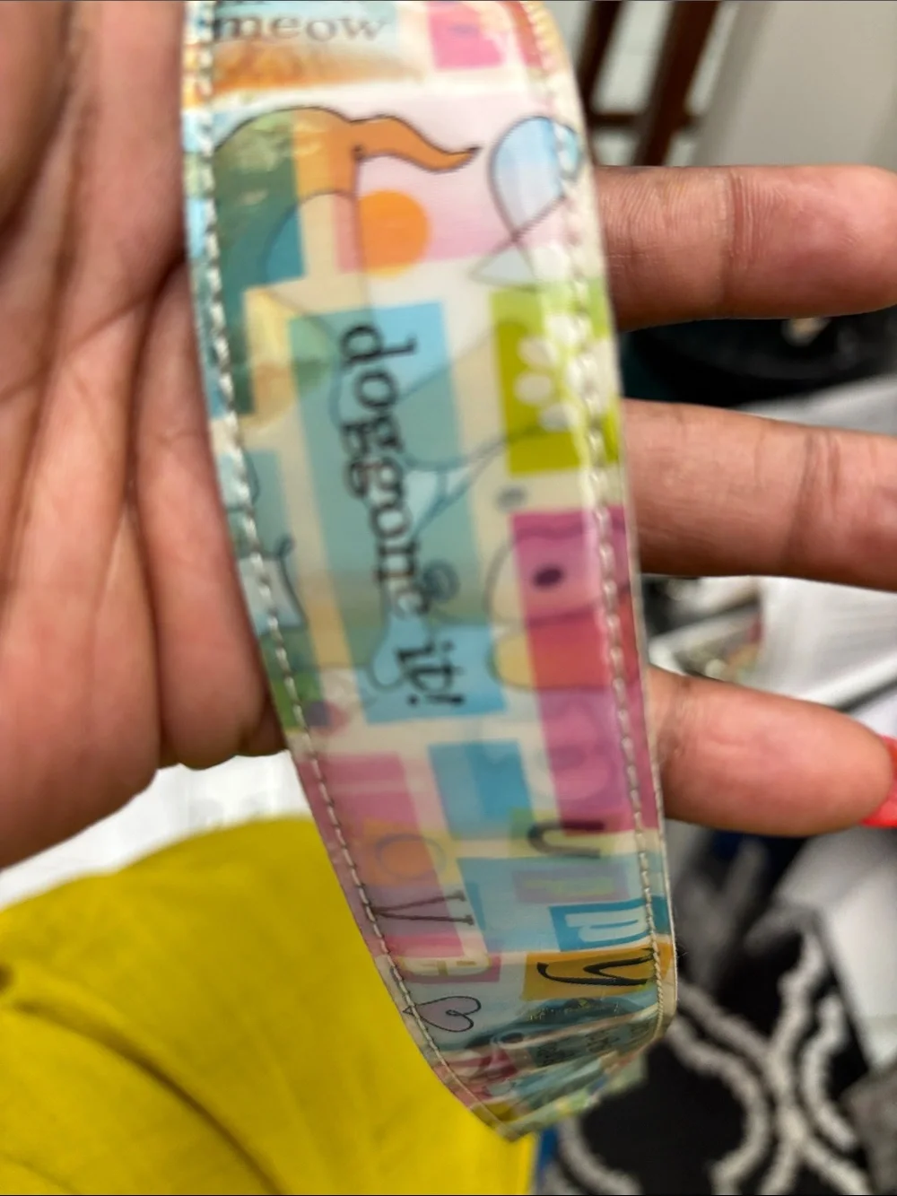 Relic Lenticular Graphic Belt in Black, Pink, Gray